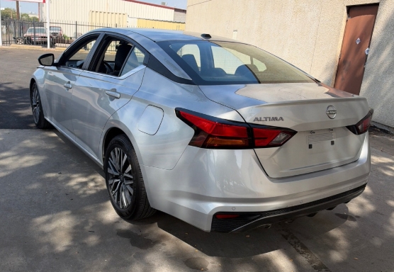 2026 Nissan Altima SV silver silver rear three-quarter VIN 1N4BL4DV5TN319260 for sale Dallas TX